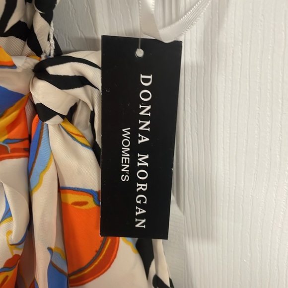 Multicolor Patterned Wrap Dress - Picture 6 of 9